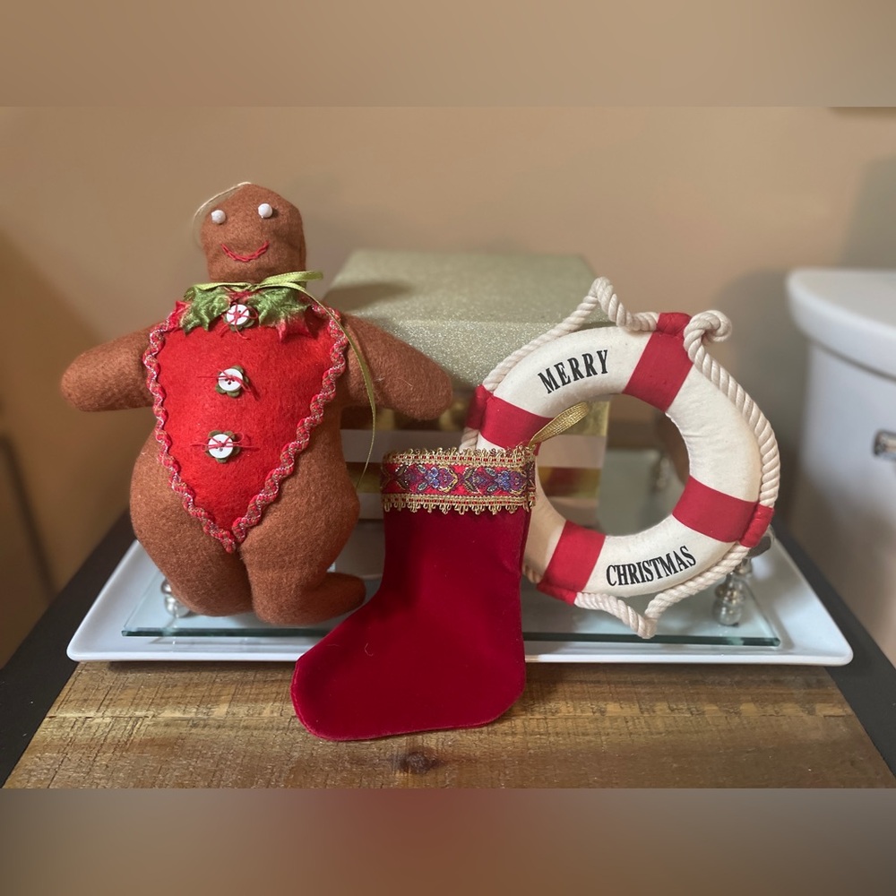 Festive tree ornaments. Gingerbread man and Stocking Holiday Set